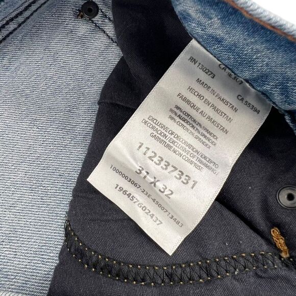 NEW Wrangler Men's Retro Relaxed Fit Bootcut Jeans Light Wash 31x32 - Picture 11 of 14